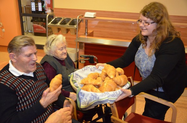 Pomurski študentje popestrili tombolo v DOSOR-ju